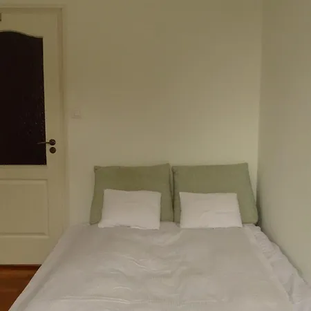 Panda Apartamento Esztergom