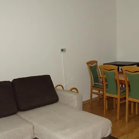 Panda Apartamento Esztergom